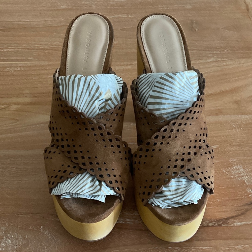 Veronica Beard Gaynor Suede Platform Mules - Hazelwood